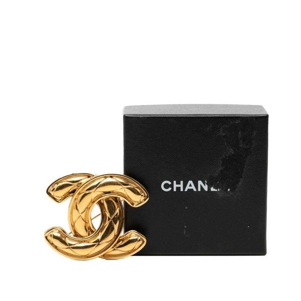 CHANEL Vintage Green Logo Brooch - Picture 4 of 4